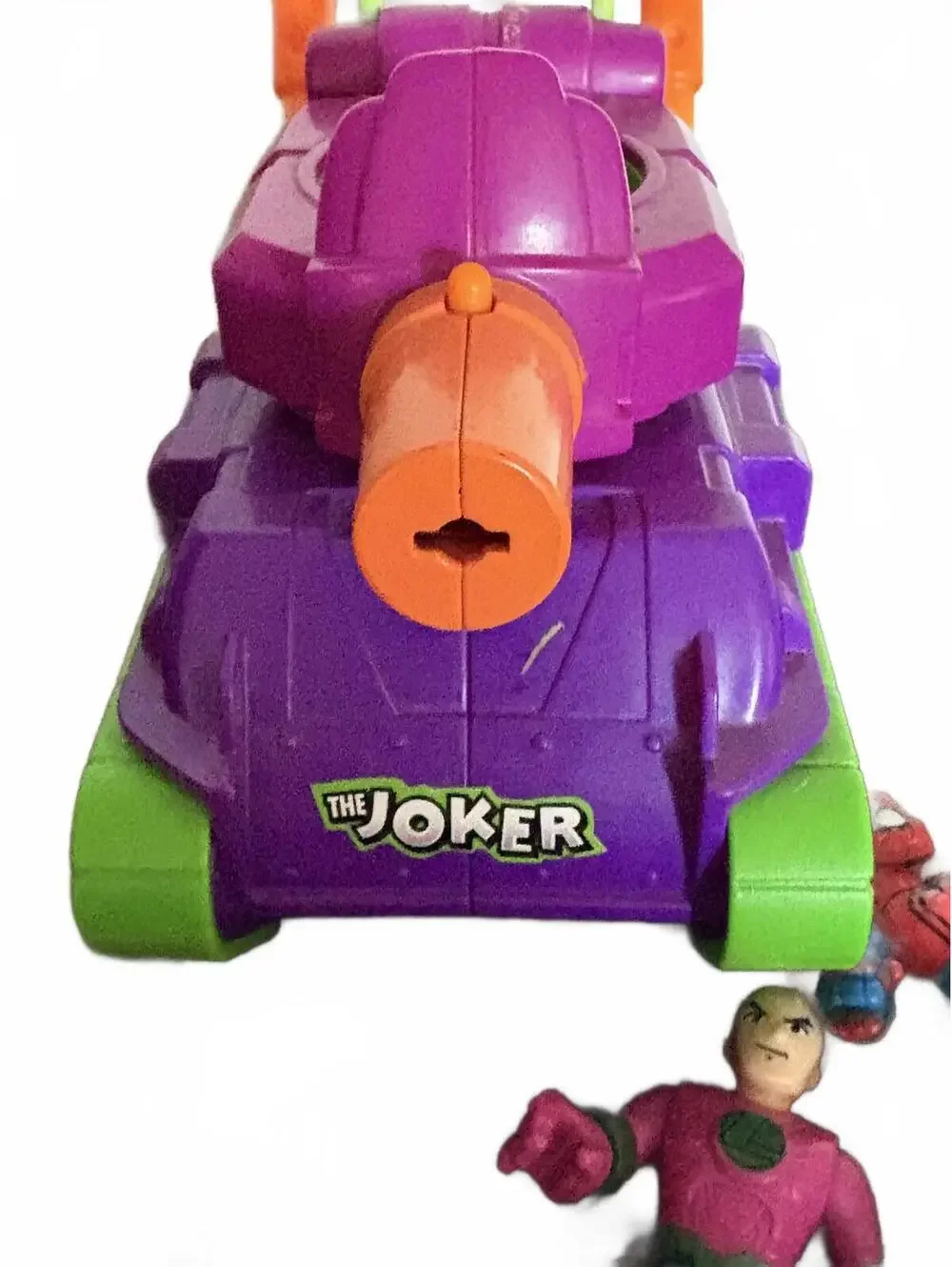 Lot Fisher Price Imaginext DC Superhero Action Figure Set with Tank Vehicle Toy